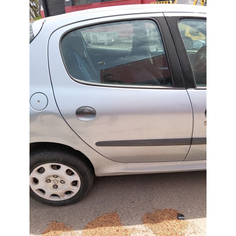 Recambio de puerta trasera derecha para peugeot 206 hatchback (2a/c) 1.4 hdi eco 70 referencia OEM IAM   