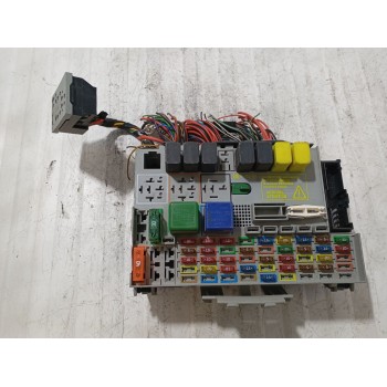 Recambio de caja reles / fusibles para opel astra g sedán (t98) 1.7 dti 16v (f69) referencia OEM IAM 24431677  