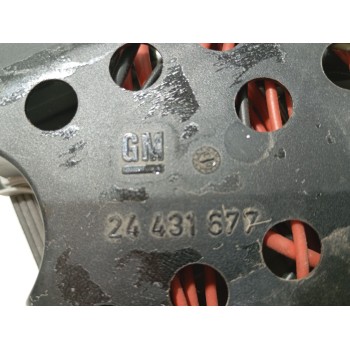 Recambio de caja reles / fusibles para opel astra g sedán (t98) 1.7 dti 16v (f69) referencia OEM IAM 24431677  