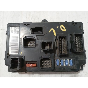 Recambio de caja reles / fusibles para peugeot 407 (6d_) 2.0 hdi (6drhha) referencia OEM IAM S120017003I / 9656148080 / BSCA0200
