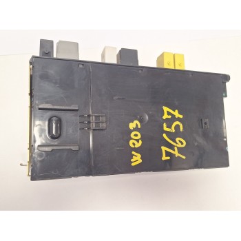 Recambio de caja reles / fusibles para mercedes-benz clase c (w203) c 220 cdi (203.008) referencia OEM IAM 2035453301  