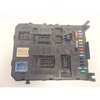 Recambio de caja reles / fusibles para peugeot 307 break (3e) 1.6 hdi 110 referencia OEM IAM 9660105780  