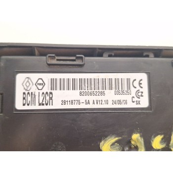 Recambio de caja reles / fusibles para renault clio iii (br0/1, cr0/1) 1.5 dci referencia OEM IAM 8200652285  
