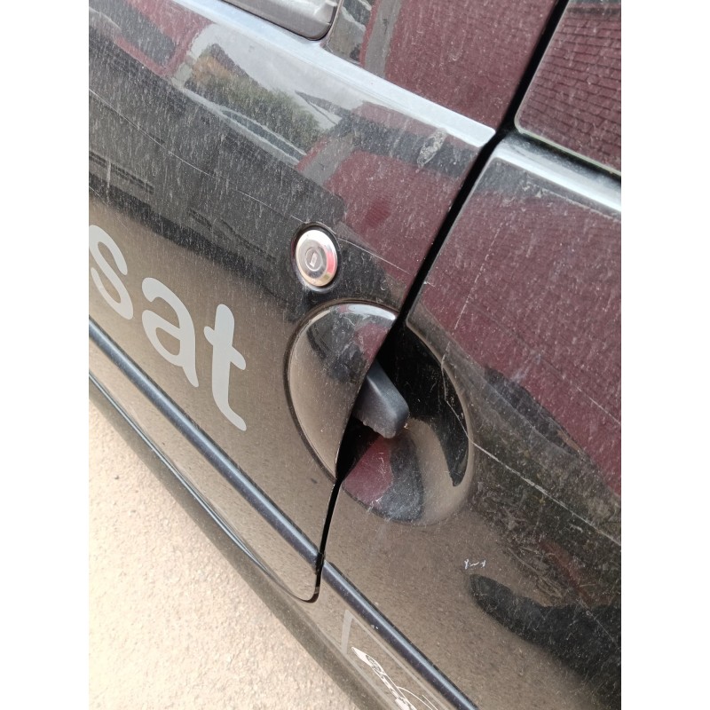 Recambio de maneta exterior delantera izquierda para renault twingo ii (cn0_) 1.2 16v referencia OEM IAM   