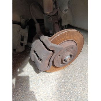 Recambio de mangueta delantera izquierda para renault twingo ii (cn0_) 1.2 16v referencia OEM IAM   