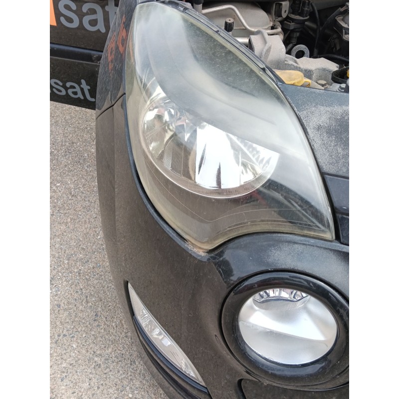 Recambio de faro derecho para renault twingo ii (cn0_) 1.2 16v referencia OEM IAM   