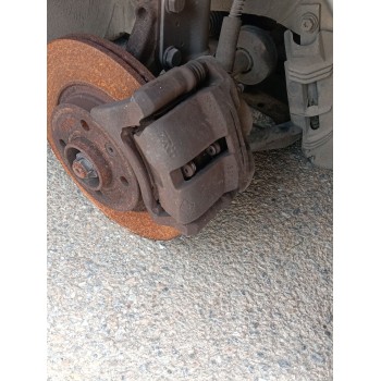 Recambio de pinza freno delantera derecha para renault twingo ii (cn0_) 1.2 16v referencia OEM IAM   