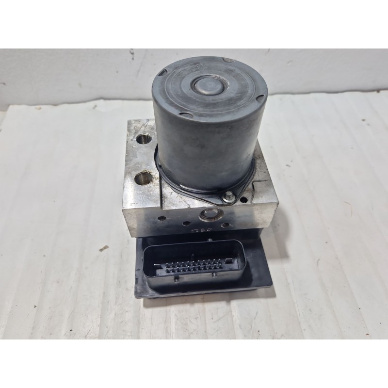 Recambio de abs para bmw 5 (e60) 520 i referencia OEM IAM 0265950315  