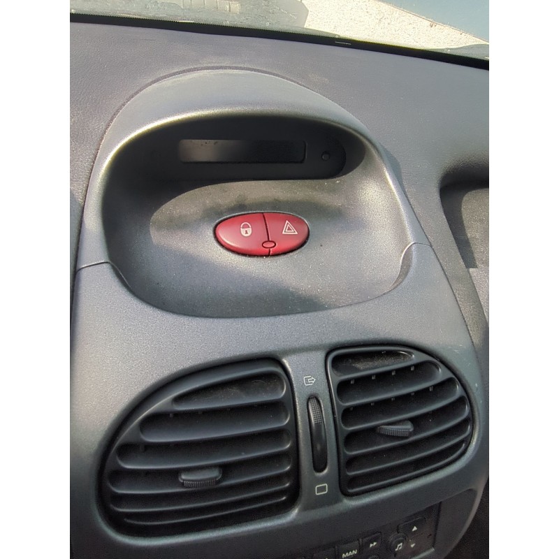 Recambio de warning para peugeot 206 hatchback (2a/c) 1.4 i referencia OEM IAM   