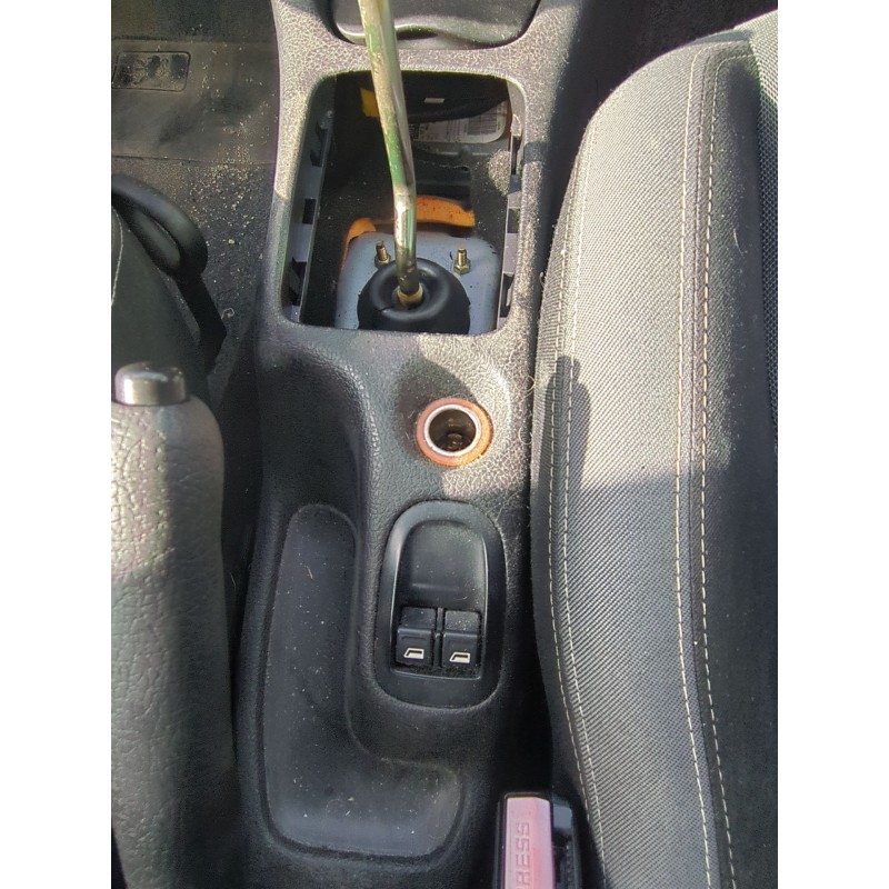 Recambio de mando elevalunas delantero derecho para peugeot 206 hatchback (2a/c) 1.4 i referencia OEM IAM   