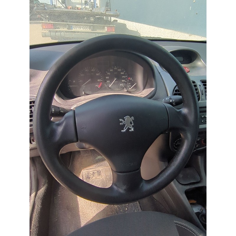 Recambio de volante para peugeot 206 hatchback (2a/c) 1.4 i referencia OEM IAM   