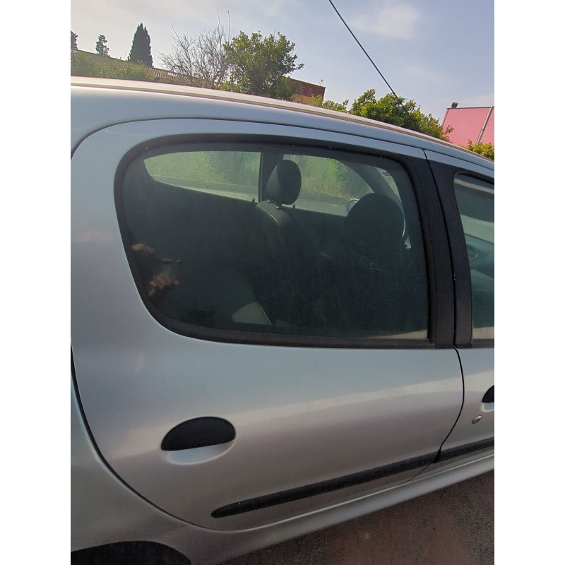 Recambio de puerta trasera derecha para peugeot 206 hatchback (2a/c) 1.4 i referencia OEM IAM   