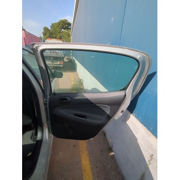 Recambio de puerta trasera derecha para peugeot 206 hatchback (2a/c) 1.4 i referencia OEM IAM   
