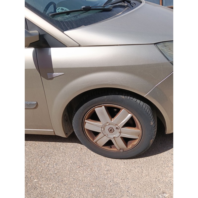 Recambio de aleta delantera derecha para renault scénic ii (jm0/1_) 1.5 dci (jm1e, jm16) referencia OEM IAM   