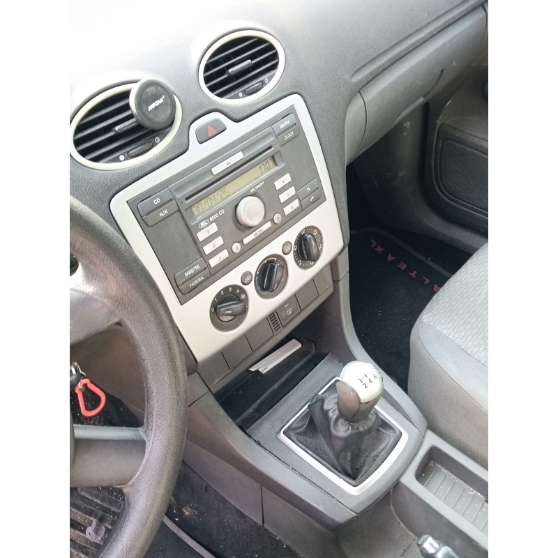 Recambio de consola central para ford focus ii furgoneta/station wagon 1.6 tdci referencia OEM IAM   