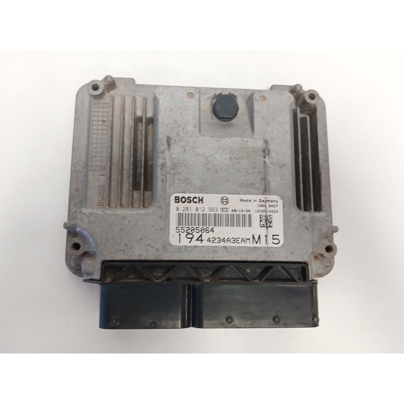 Recambio de centralita motor uce para fiat croma (194_) 1.9 d multijet (194axb1b) referencia OEM IAM 0281012963  