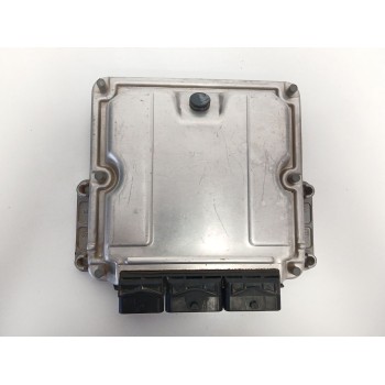 Recambio de centralita motor uce para renault trafic furgoneta (t_, p_, v_) 1.9 d referencia OEM IAM 0281010632  