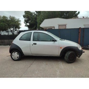 ford ka (rb_) del año 2004