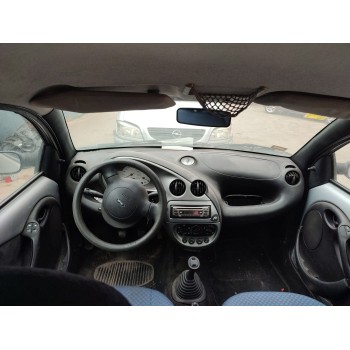 ford ka (rb_) del año 2004