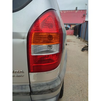 Recambio de piloto trasero derecho para opel zafira a monospace (t98) 1.6 16v (f75) referencia OEM IAM   
