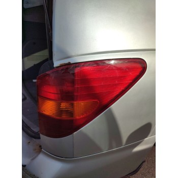 Recambio de piloto trasero derecho para ssangyong rodius i 2.7 xdi referencia OEM IAM   