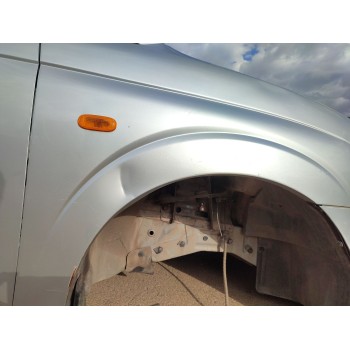 Recambio de aleta delantera derecha para ssangyong rodius i 2.7 xdi referencia OEM IAM   
