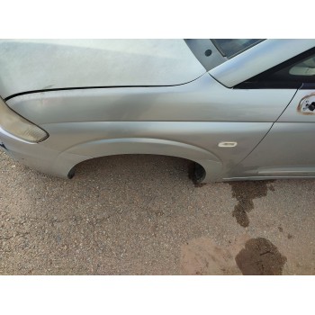 Recambio de aleta delantera izquierda para ssangyong rodius i 2.7 xdi referencia OEM IAM   