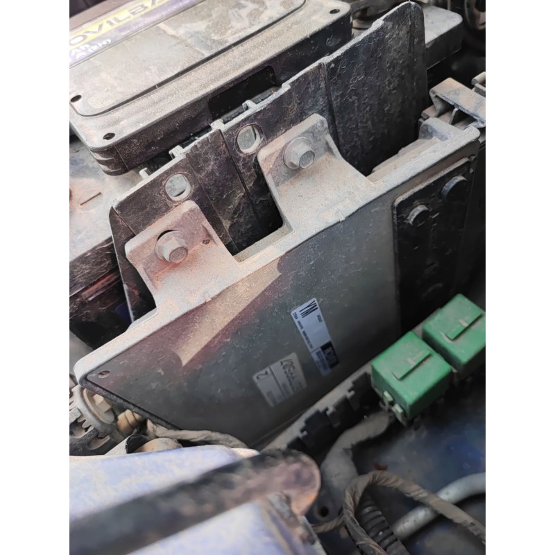 Recambio de centralita motor uce para mg zr 105 referencia OEM IAM   