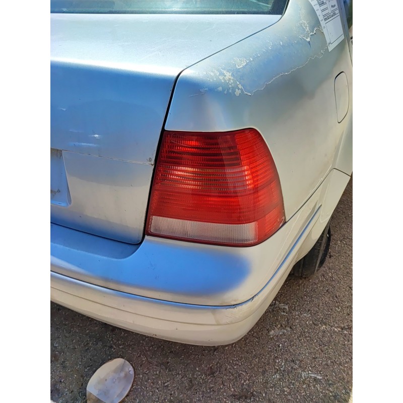 Recambio de piloto trasero derecho para volkswagen bora i (1j2) 1.6 16v referencia OEM IAM   