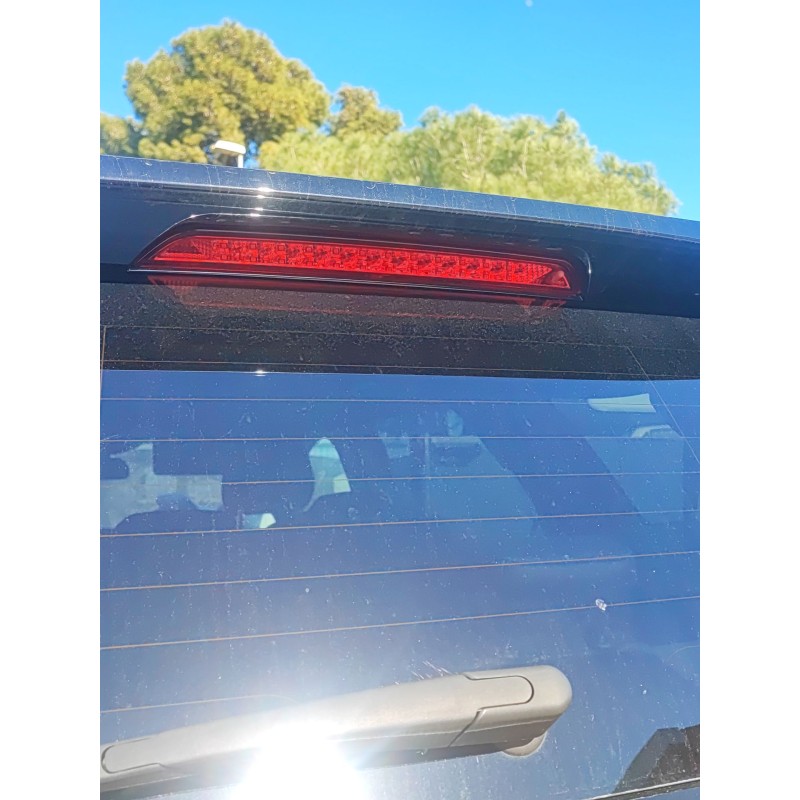 Recambio de luz central de freno para peugeot 5008 ii (mc_, mj_, mr_, m4_) 1.5 bluehdi 130 (mcyhzj, mcyhzr, mcyhzx) referencia O