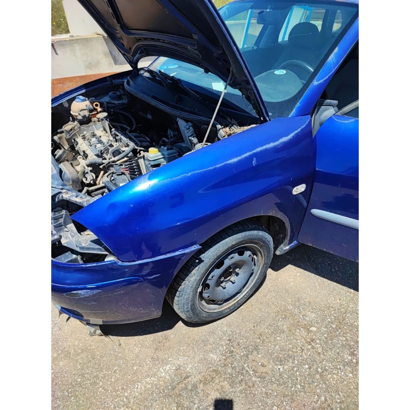 Recambio de aleta delantera izquierda para seat ibiza iii (6l1) 1.2 referencia OEM IAM   