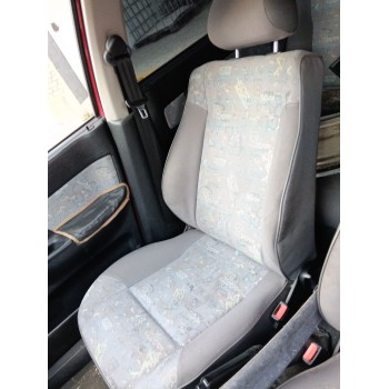 ASIENTO DELANTERO DERECHO 