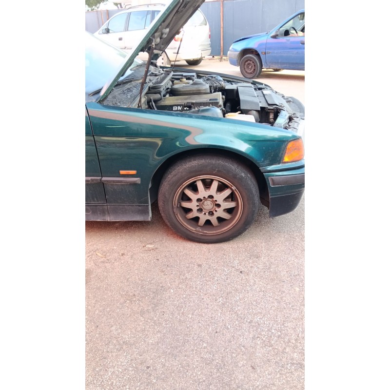 Recambio de aleta delantera derecha para bmw 3 (e36) 318 is referencia OEM IAM   