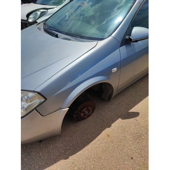 Recambio de aleta delantera izquierda para nissan primera hatchback (p12) 1.6 referencia OEM IAM   