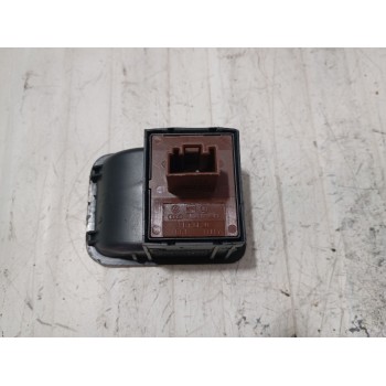 Recambio de mando elevalunas delantero izquierdo para skoda fabia ii (542) 1.2 tsi referencia OEM IAM 8103908  