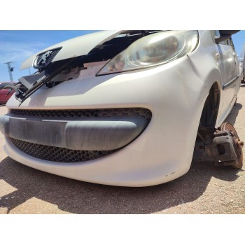 Recambio de paragolpes delantero para peugeot 107 (pm_, pn_) 1.0 referencia OEM IAM   