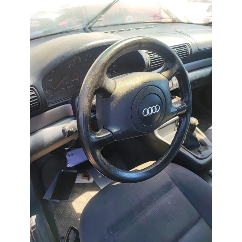 Recambio de volante para audi a4 b5 (8d2) 2.5 tdi referencia OEM IAM   
