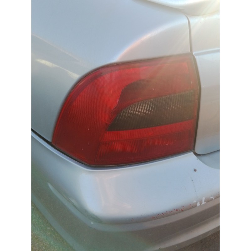 Recambio de piloto trasero izquierdo para opel vectra b (j96) 2.0 dti 16v (f19) referencia OEM IAM   