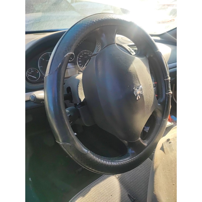 Recambio de volante para peugeot 407 (6d_) 1.6 hdi 110 (6d9hzc, 6d9hyc) referencia OEM IAM   
