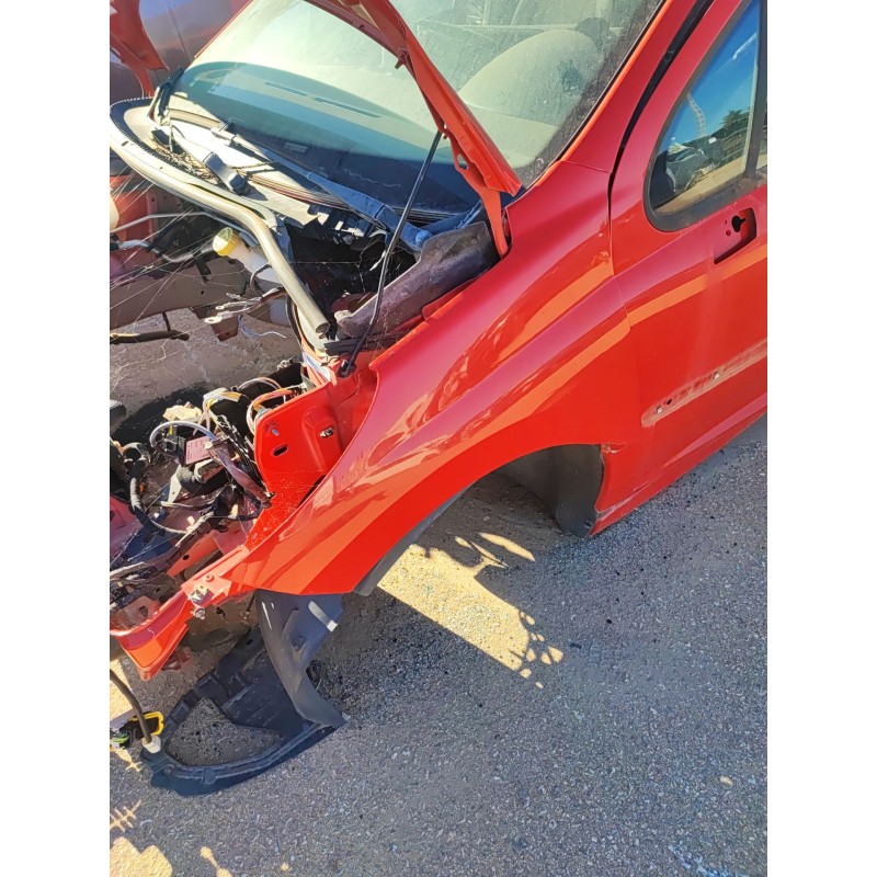 Recambio de aleta delantera izquierda para peugeot 207/207+ (wa_, wc_) 1.4 hdi referencia OEM IAM   