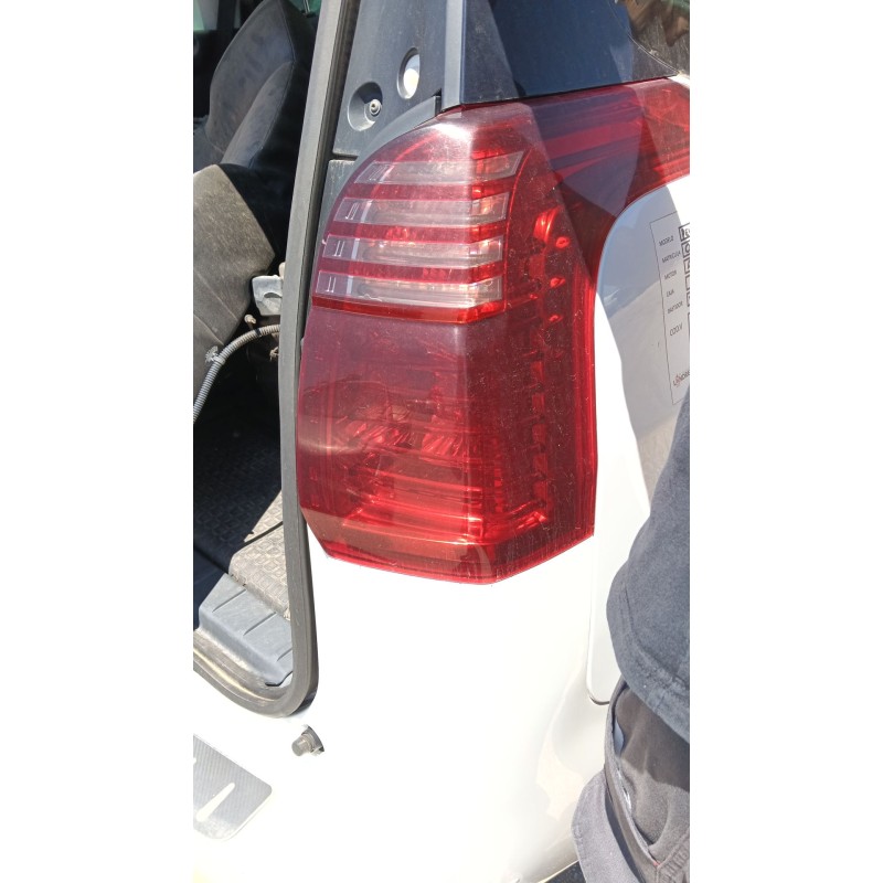 Recambio de piloto trasero derecho para peugeot 5008 (0u_, 0e_) 2.0 hdi 150 / bluehdi 150 referencia OEM IAM   