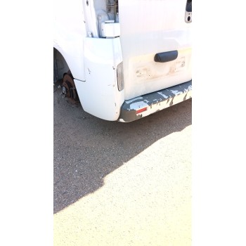 Recambio de paragolpes trasero para nissan primastar furgoneta (x83) 1.9 dci 100 referencia OEM IAM   