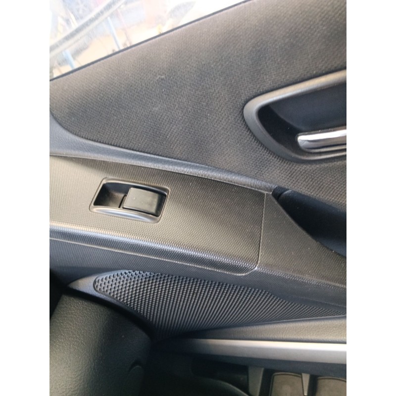 Recambio de mando elevalunas delantero derecho para toyota corolla verso (zer_, zze12_, r1_) 2.2 d-4d (aur10_) referencia OEM IA
