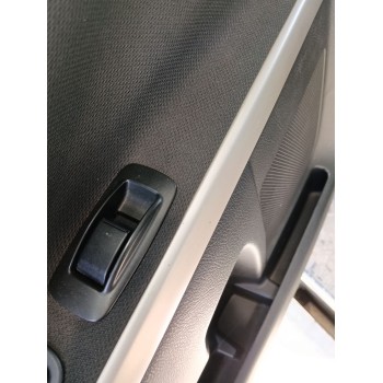 Recambio de mando elevalunas trasero izquierdo para toyota corolla verso (zer_, zze12_, r1_) 2.2 d-4d (aur10_) referencia OEM IA