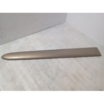MOLDURA EXTERIOR PUERTA TRASERA DERECHA 9631895777 