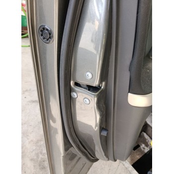 CERRADURA PUERTA DELANTERA IZQUIERDA 