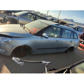 skoda fabia ii combi (545) del año 2010