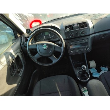 skoda fabia ii combi (545) del año 2010
