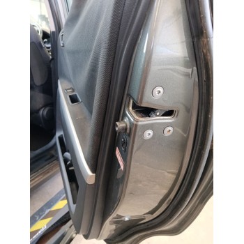 CERRADURA PUERTA TRASERA DERECHA 