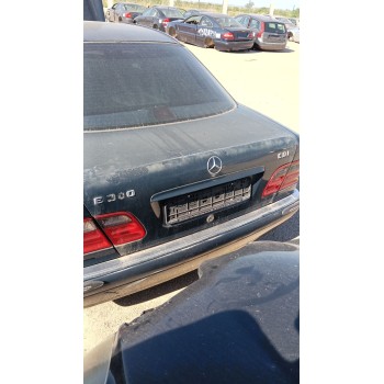 PORTON TRASERO 